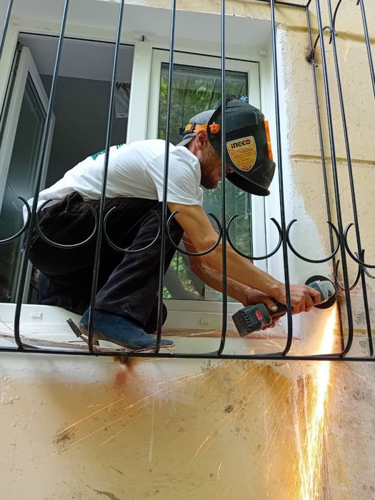 Козырек Ролик для белья установка реставрация