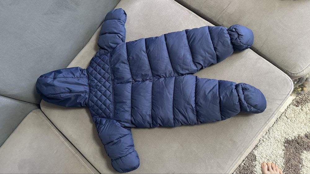 Продам осенний комбинезон 68