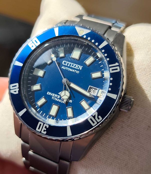 Ceas Citizen Professional 200m Titanium