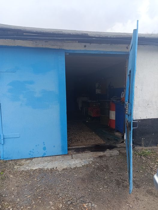 Продам гараж 14 микр