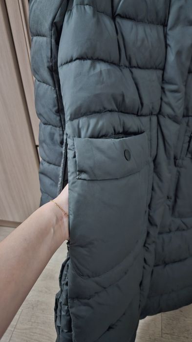 Зимняя куртка теплая