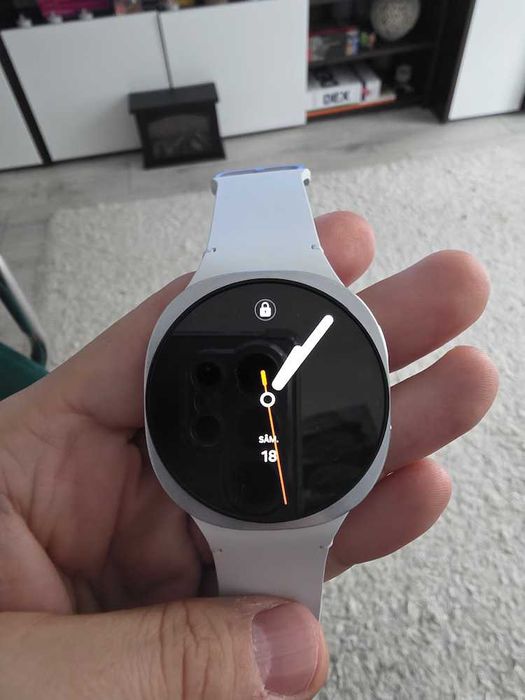 Samsung Galaxy Watch8, 40mm, Bluetooth, Silver – Nou/Nefolosit