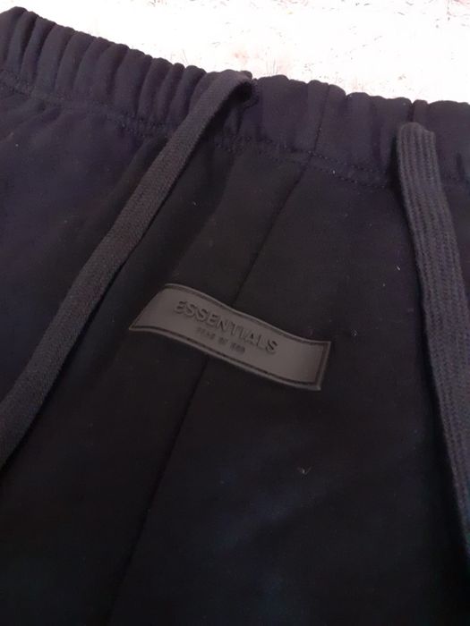 Pantaloni Essentials Fear of God negri