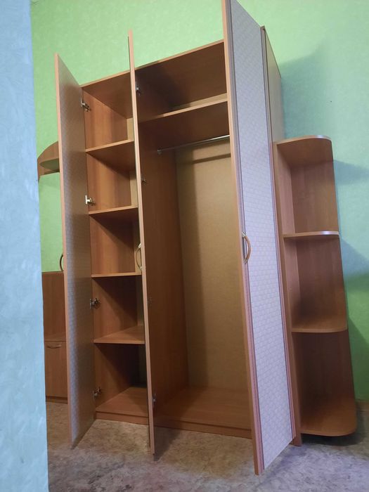 Шкаф  для одежды