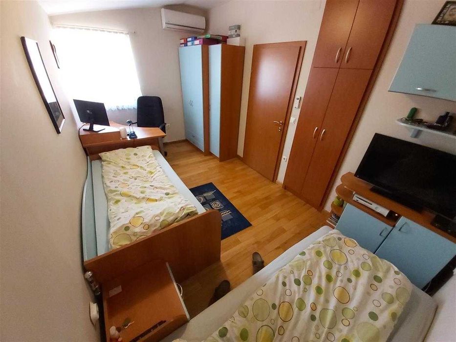 Дава се под наем Тристаен апартамент в София, Овча купел - 95 кв.м за 612 € - Снимка #2