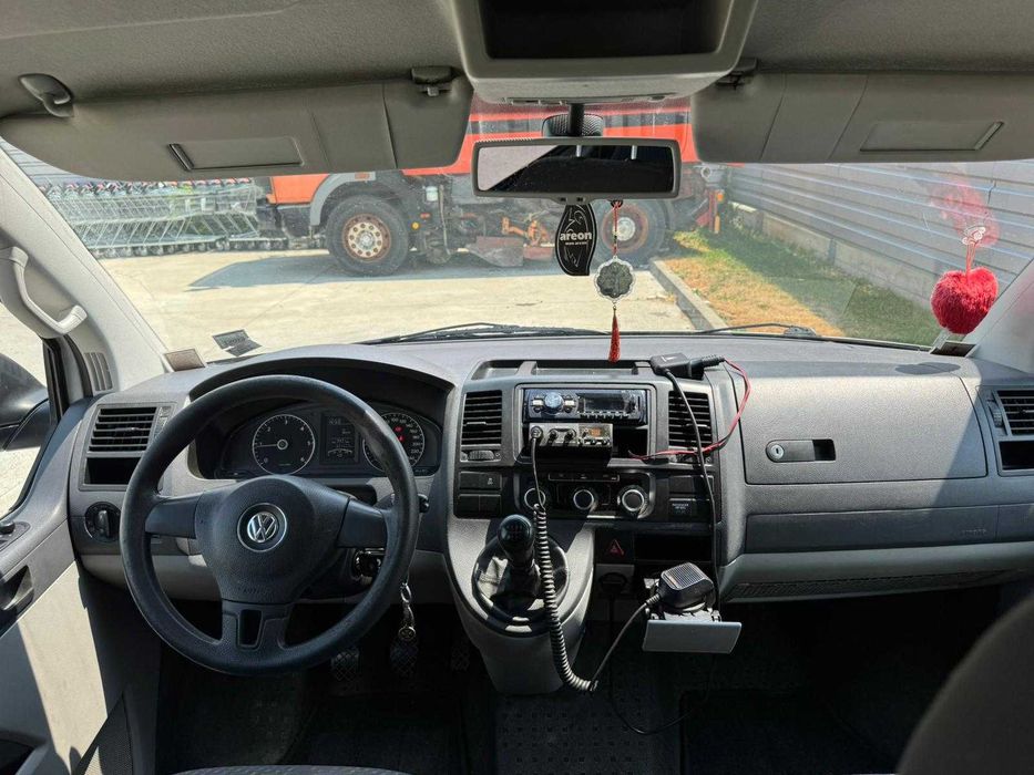 VOLKSWAGEN Transporter 2011 — imagine 5