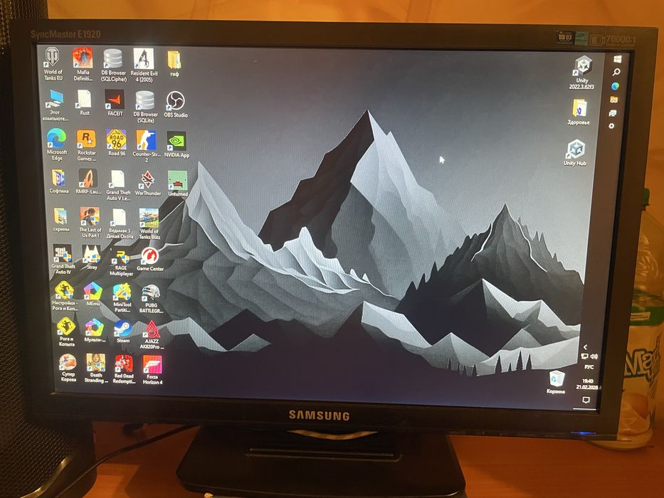 Продам монитор 75 герц