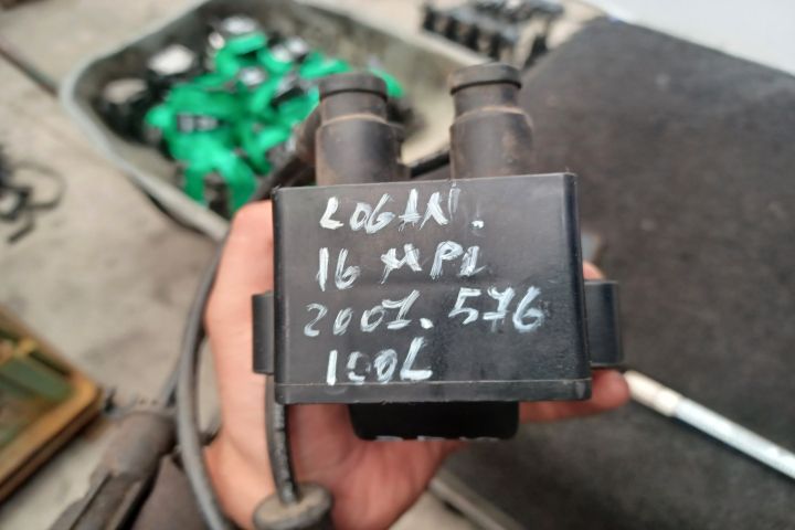 Bobina inductie 2526151A  7700873701 7700274008 2526151A  7700873701