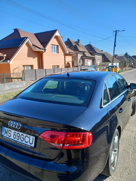 Vand audi  a 4  din 2010