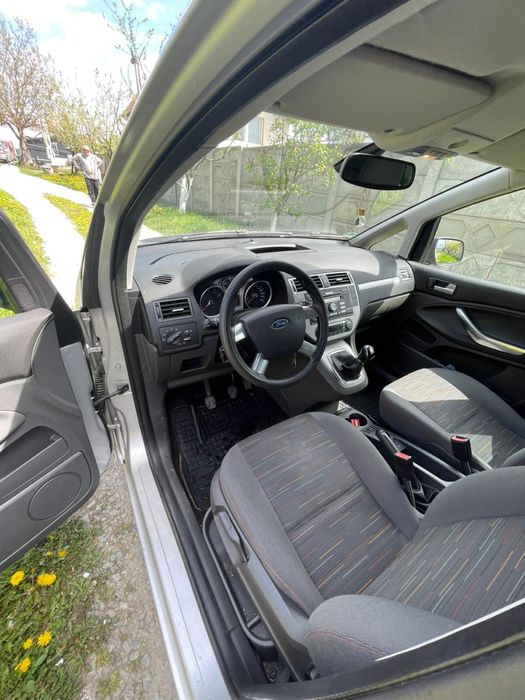 Vand sau schimb ford c-max