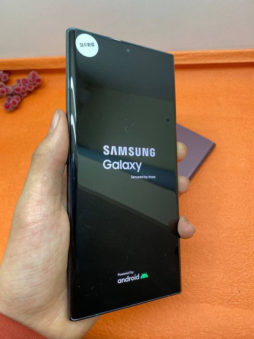 Samsung S22 Ultra xotirasi 12/256GB