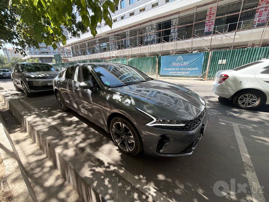 Продам машину Kia K5