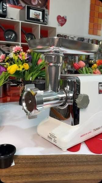 Металический мясорубка