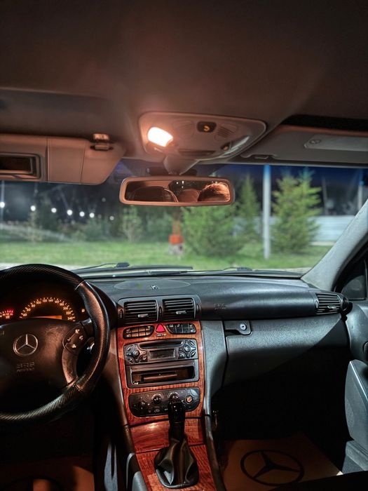 Продам марседем w203