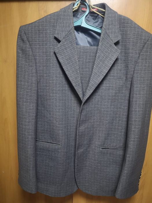 Продам костюм двойка