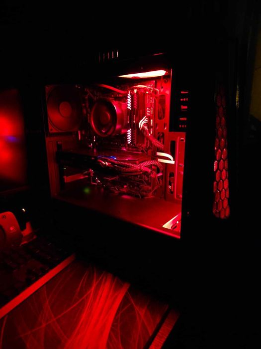 PC Calculator Gaming RX 580 XFX 8GB/ Ryzen 5 1600/ 16GB 3000Mhz ddr4