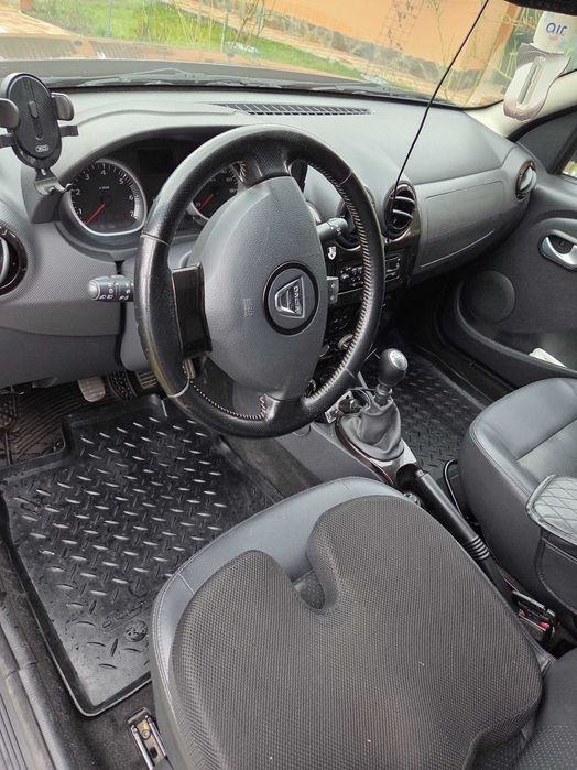Vand Dacia Daster 4x4 Disel, motor 1,5.,108.000 km. reali.,