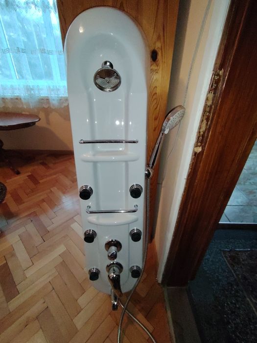 Душ панел с меки връзки