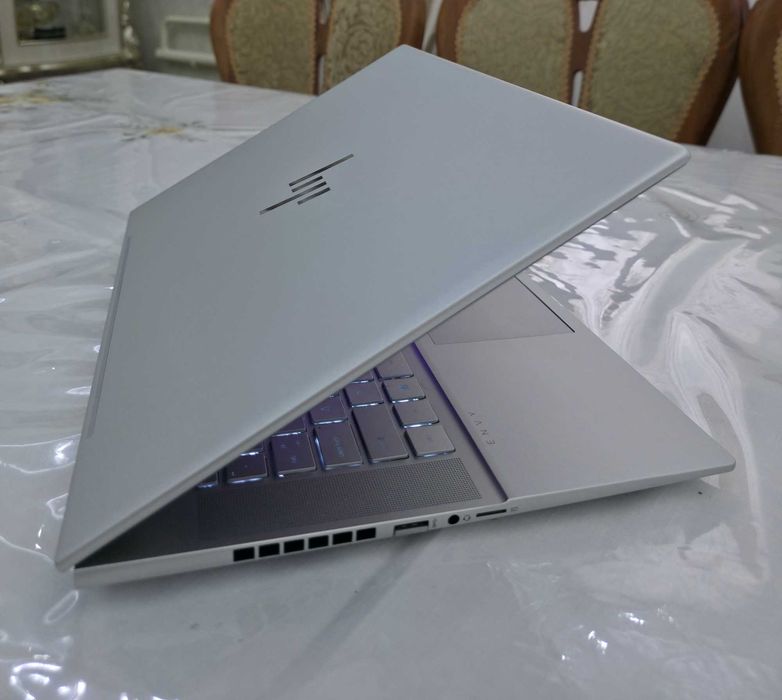 HP ENVY 16 | i7-13700H | RTX 4060 | 32GB | 2TB | IDEAL