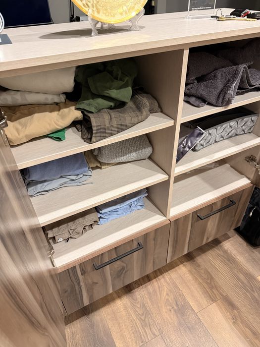 Комод для гостинной или спальни