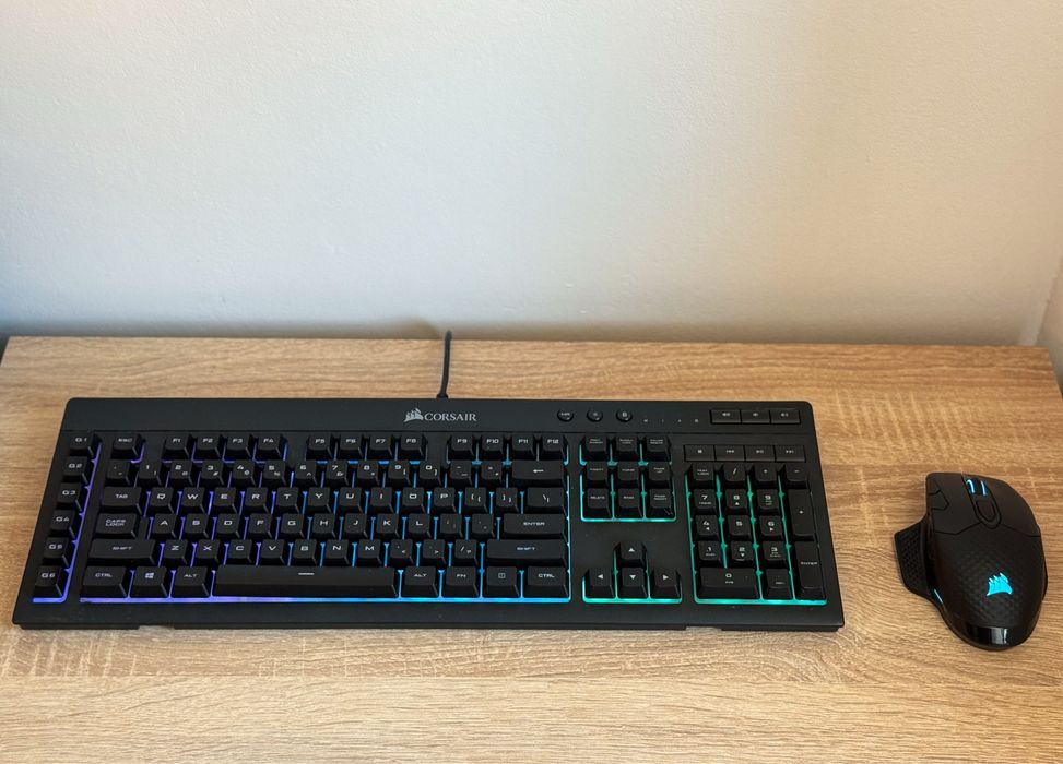 Tastatură Corsair K55 RGB + Mouse Corsair Dark Core RGB SE