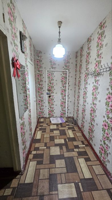 ИЖАРАГА бераман узок муддатга 2 хона 3 хона килинган