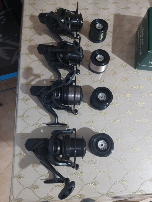 Set 4 mulinete daiwa emblem 35 scw 5000ld qd