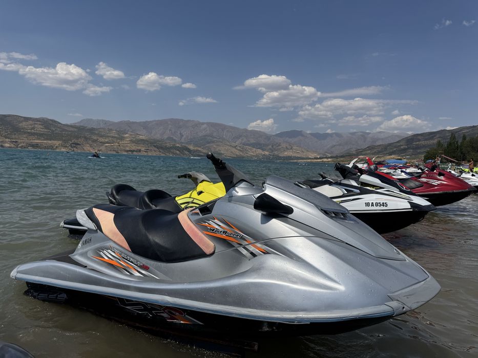 Gidrosikl yamaha 1800 sotiladi