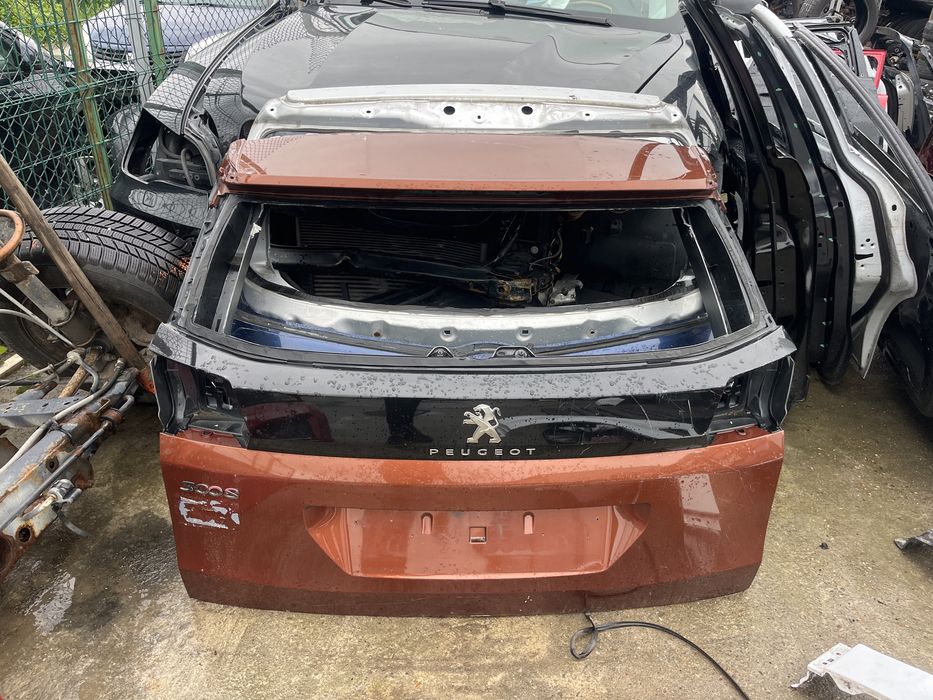 Капак,багажник Peugeot 3008
