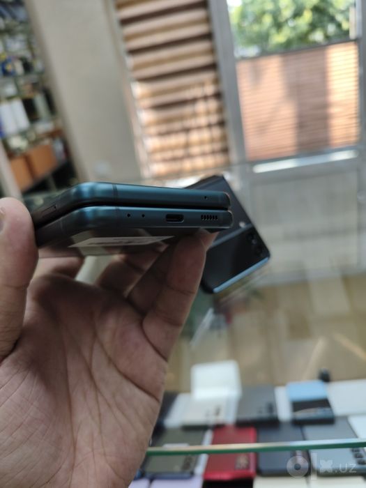 Samsung Flip 3 256GB