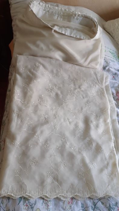 шторы и тюли в отличном состоянии