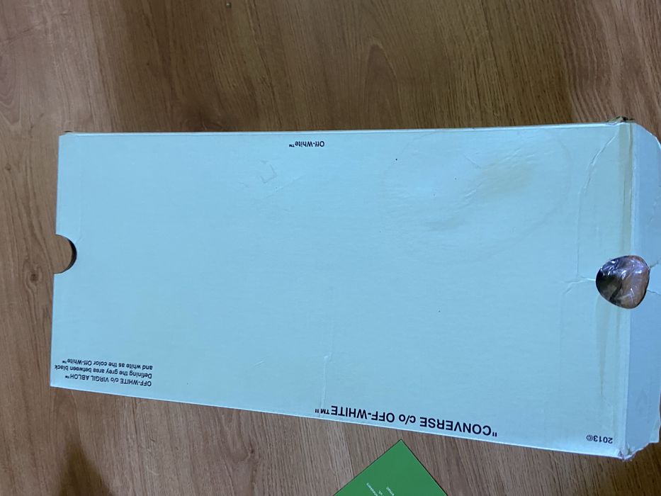 Off-White Converse Chuck Taylor All Star Highs in conditie excelenta!