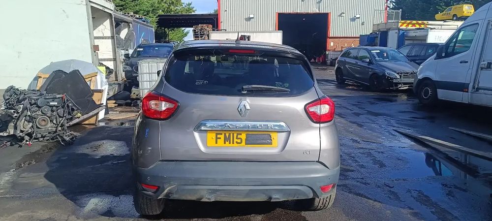 Dezmembrari / Dezmembrez Renault Captur 1.5 K9K (608) cutie viteze manuală -JR5(332) cod culoare BIXNK