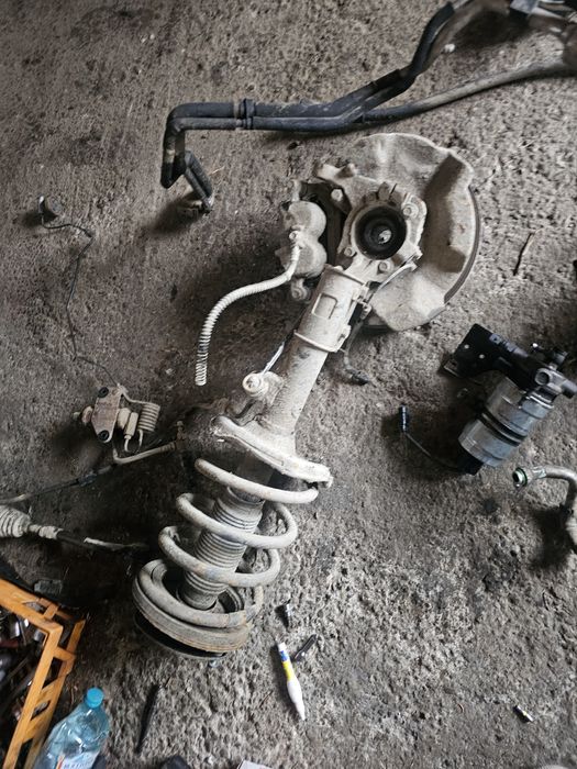 Fuzeta amortizor cu flansa Hyundai santafe 2.2E4