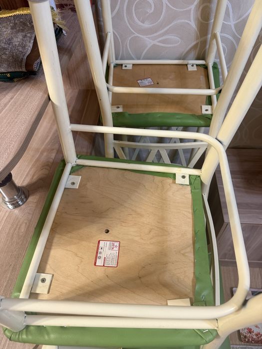 Стульчики 4 штук