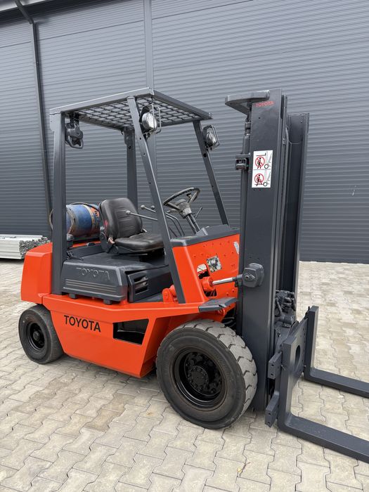 Stivuitor 2,0 Tone Motostivuitor GPL 2000 kg GAZ