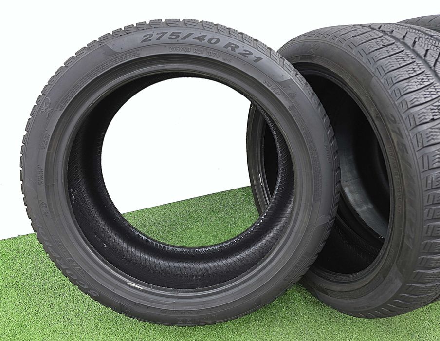 4бр. пакет 275/40/21 и 315/35/22 PIRELLI Scorpion Winter BMW-spec.