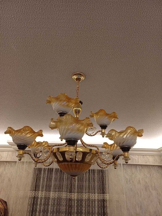 Люстра большая потолочная