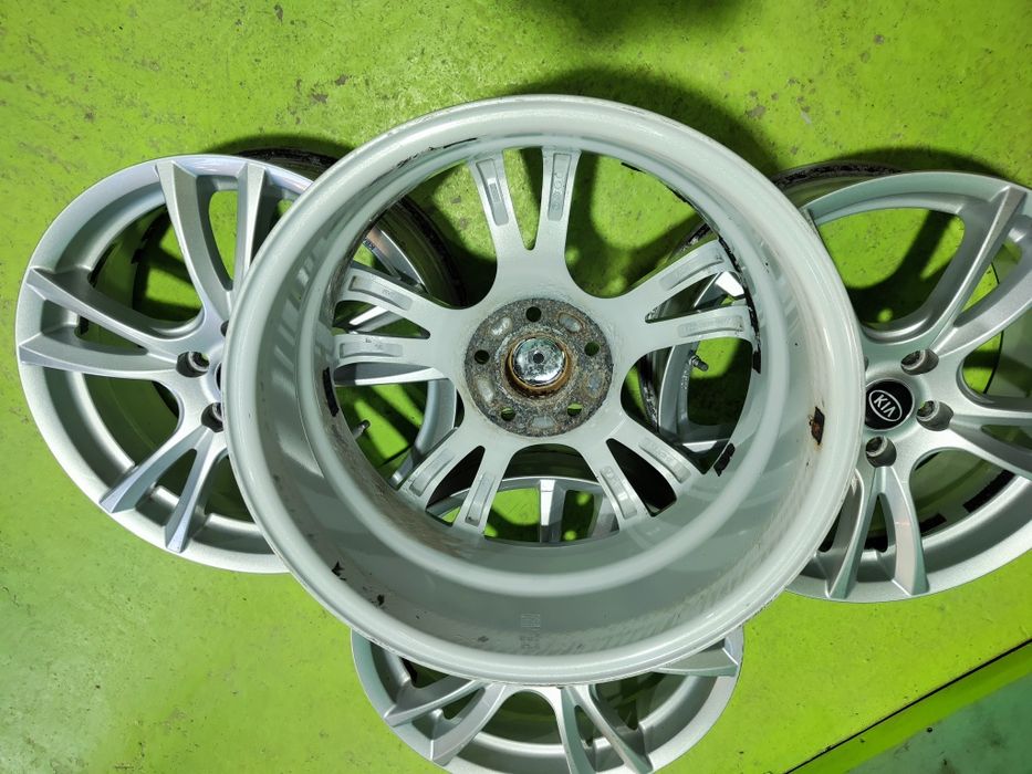 18 5x114.3 Kia Hyundai лети джанти 5х114.3