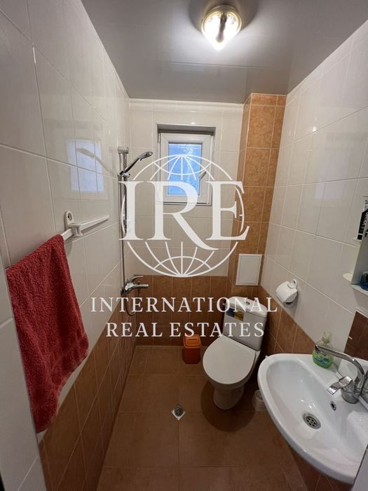 Продава се Двустаен апартамент в Варна, Възраждане 3 - 65 кв.м за 985 €/кв.м - Снимка #4