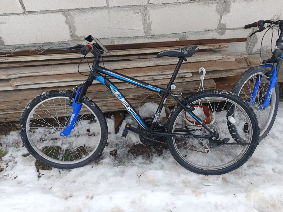 De vânzare biletele