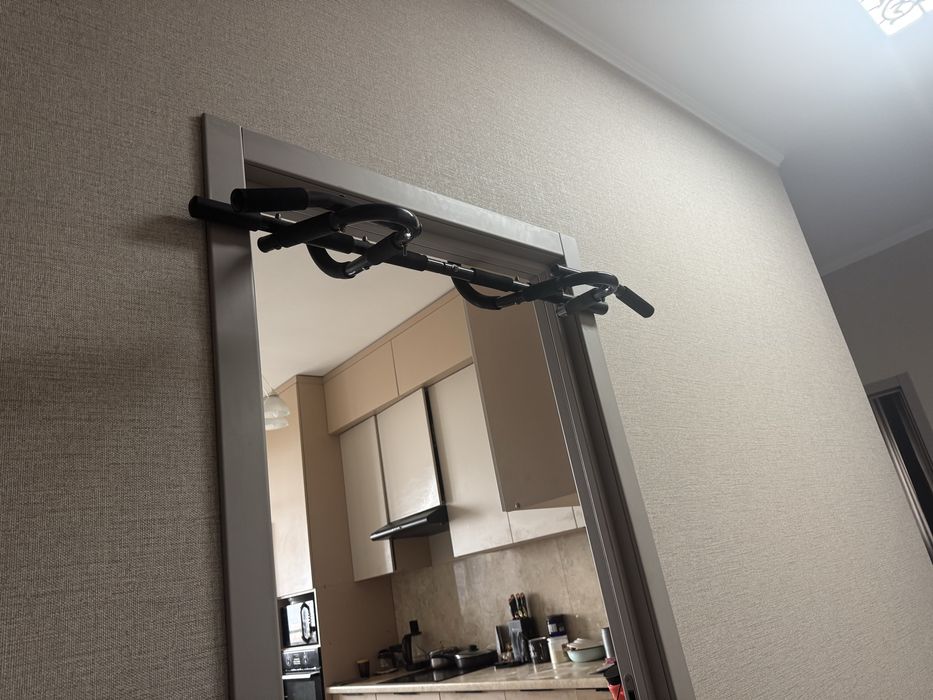 Турник для дома в квартиру