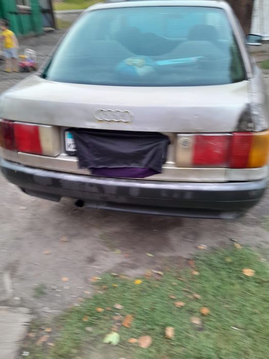 Продам Ауди 80..