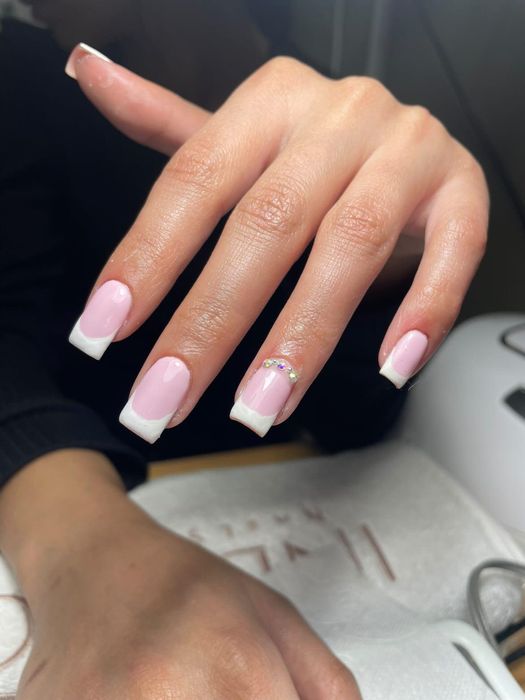 Маникюр Педикюр Ноктопластика