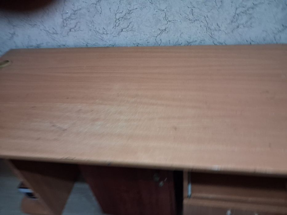 Продам парту школьную