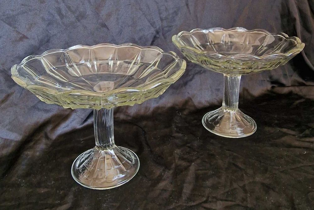 Конфетницы-фруктовницы.2шт