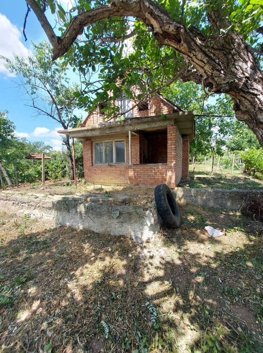 Продава се Къща в Търговище, Вилна зона - 37 кв.м за 345 €/кв.м - Снимка #1