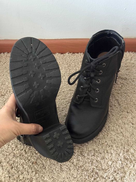 Женская обувь ботинки