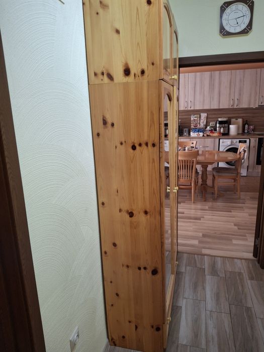 Двукрилен  гардероб   Масивен  дъбсъс  настройка