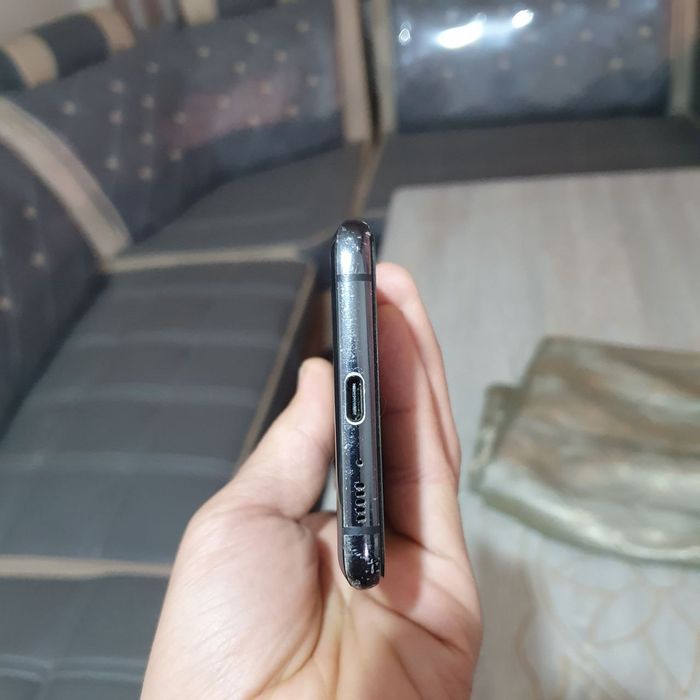 A90 5G sotiladi arzon narxda